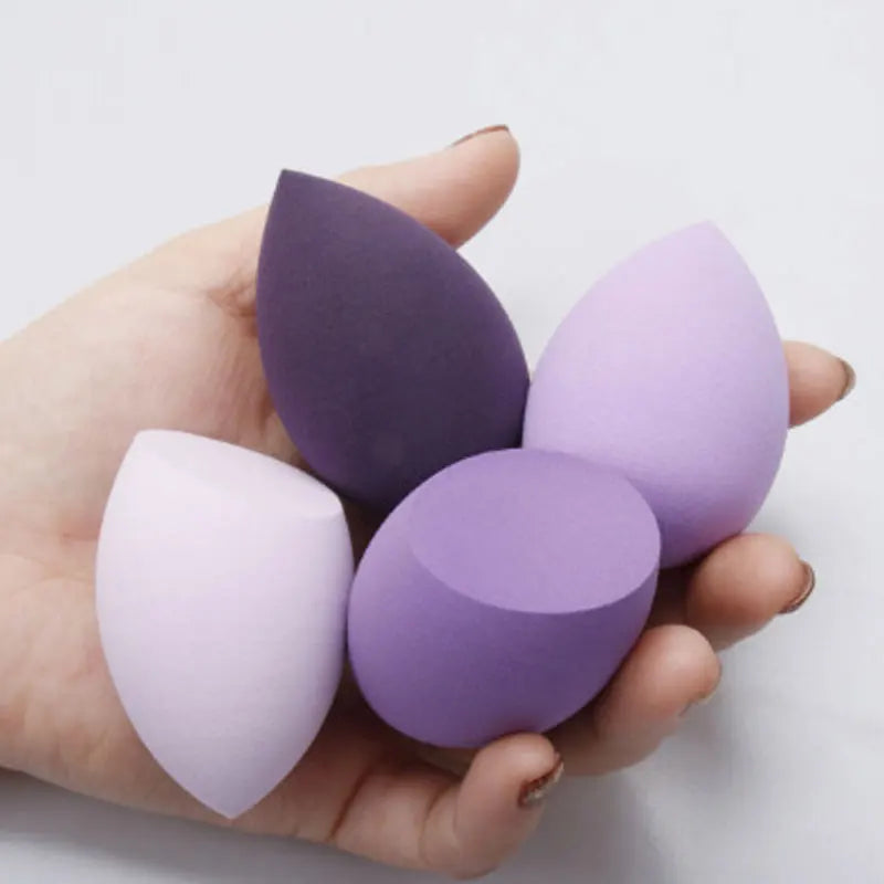 Lot de 4 Éponges Maquillage – Sec & Humide, Fond de Teint, Coupe Biseautée, 4 Coloris
