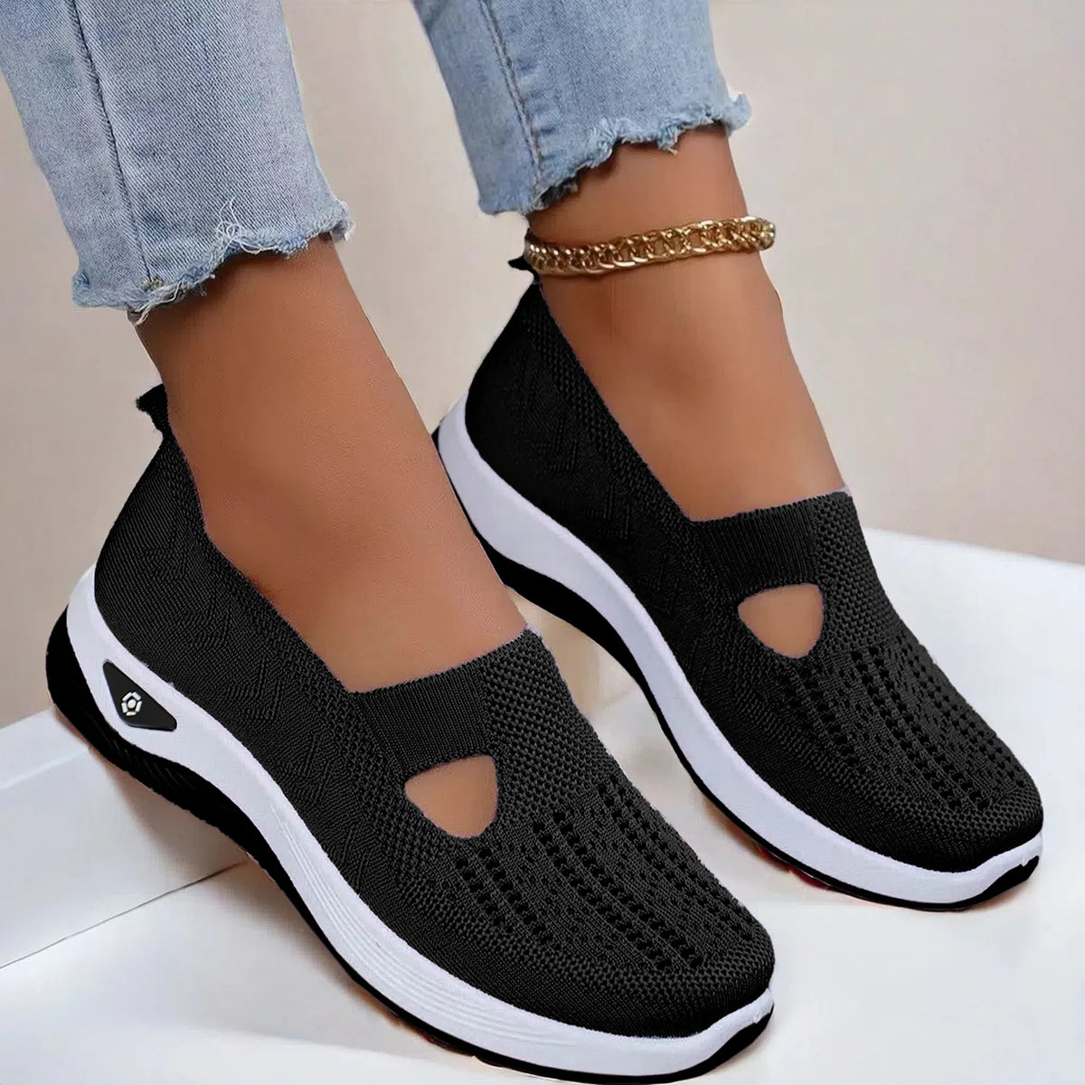 Women's Breathable Mesh Canvas Shoes – Lightweight Slip-On Sneakers, Walking Comfort
