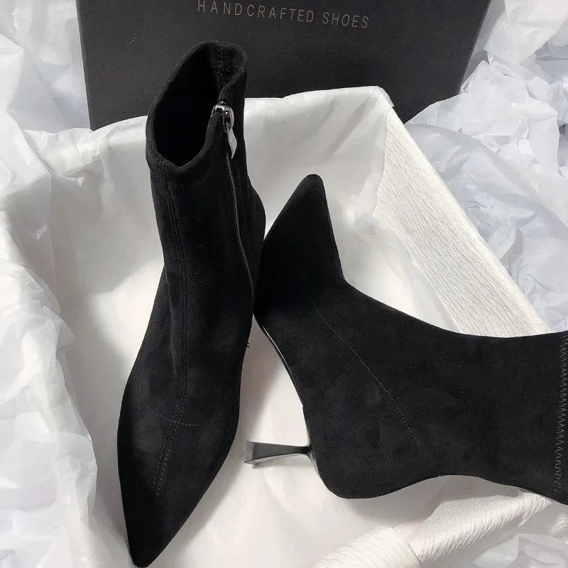 Bottines en Suédine à Bout Pointu et Fermeture Latérale