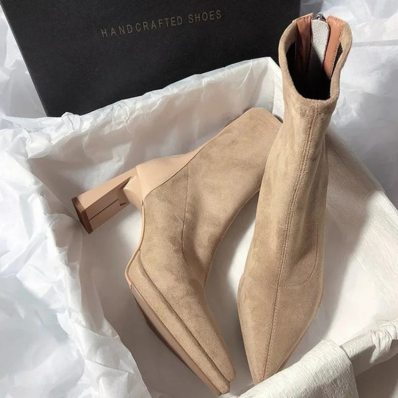 Bottines à Bout Pointu et Talon Bloc