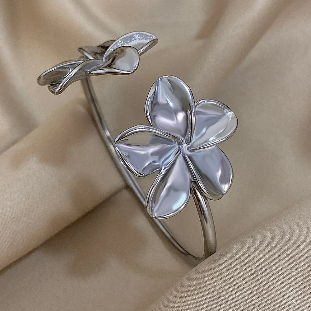 Double Flower Bracelet – Gold Stainless Steel, Waterproof, Romantic Style for Women