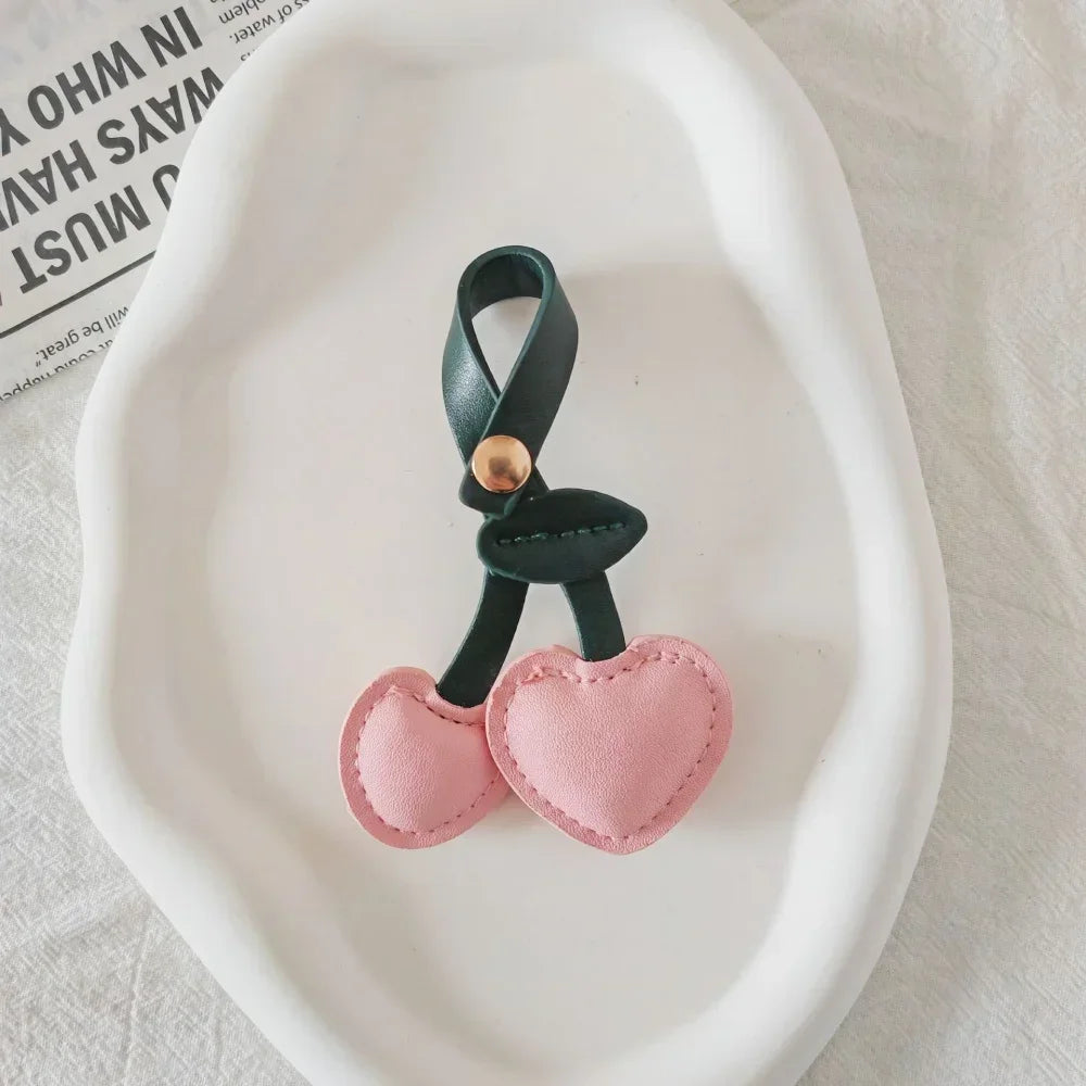 Porte-Clés Femme en Cuir – Pendentif Cerise Exquis, Décoration de Sac À Main