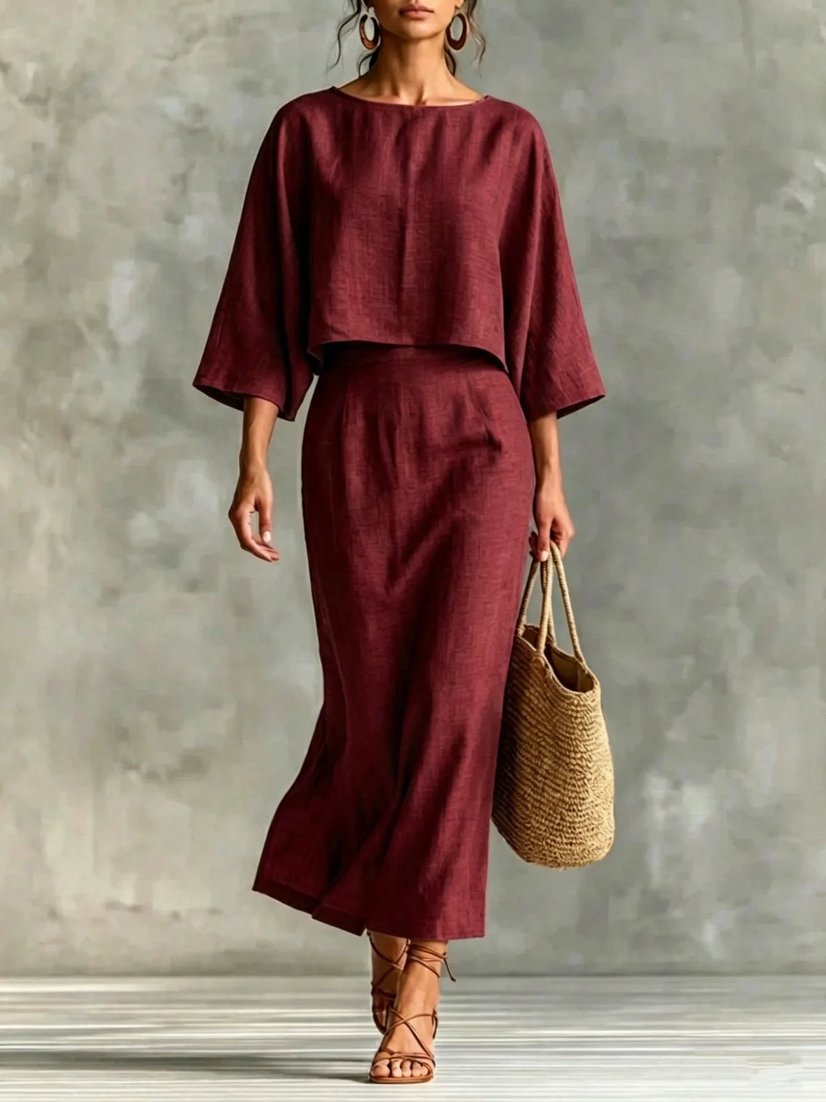 Ensemble deux pièces avec haut ample et jupe midi