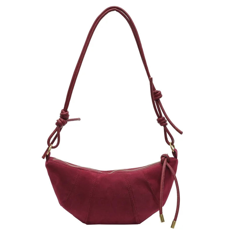 Mini sac croissant en suédine tendance - Design avec cordon et accents dorés
