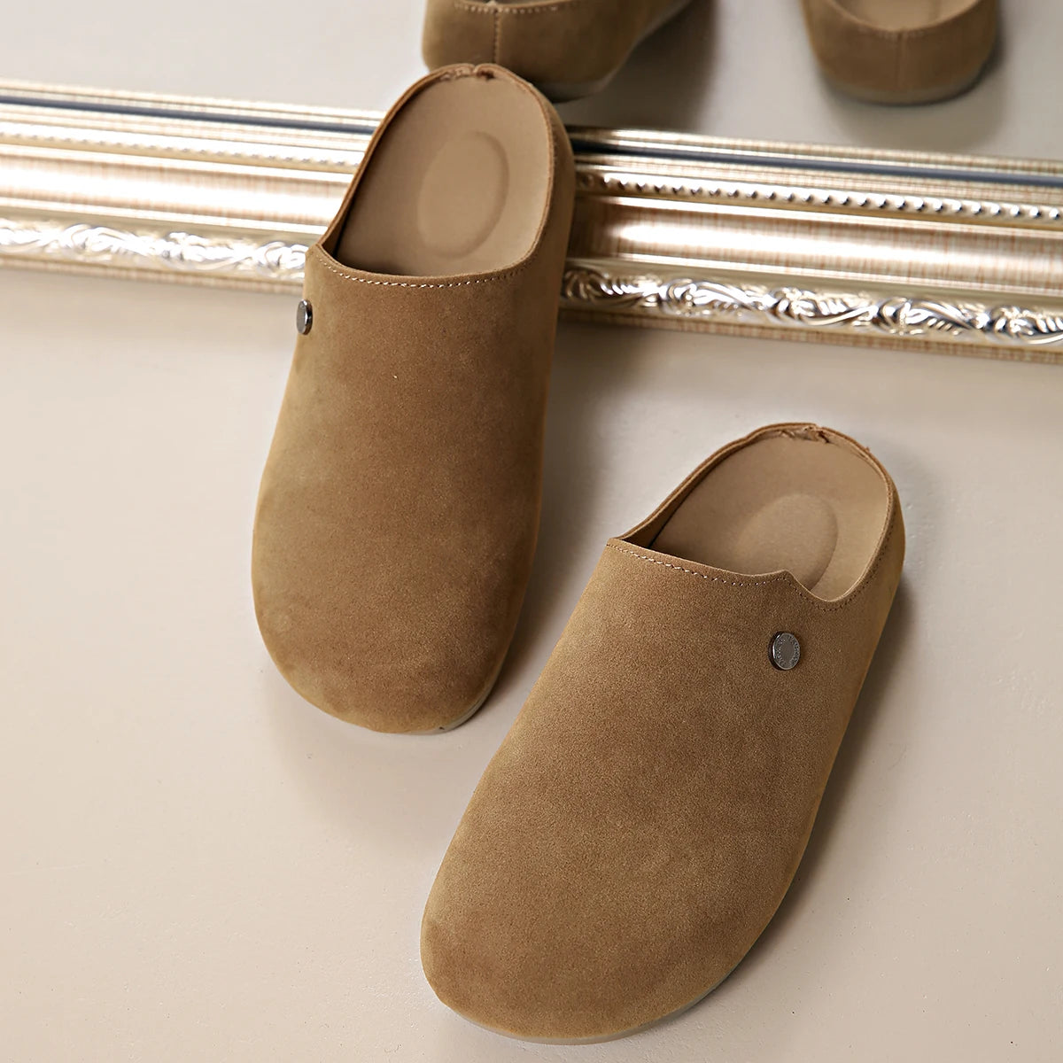 Mules Femme Plates – Bout Fermé Confortable, Style Fashion Quotidien