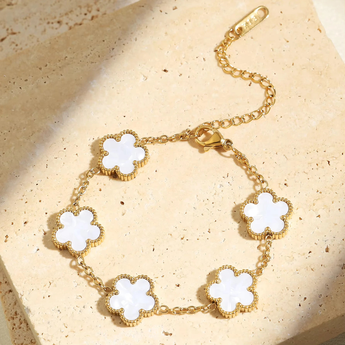 Bracelet Trèfle Porte-Bonheur – Acier Inoxydable Plaqué Or 18K, Ajustable, Multicolore, Pour Femme
