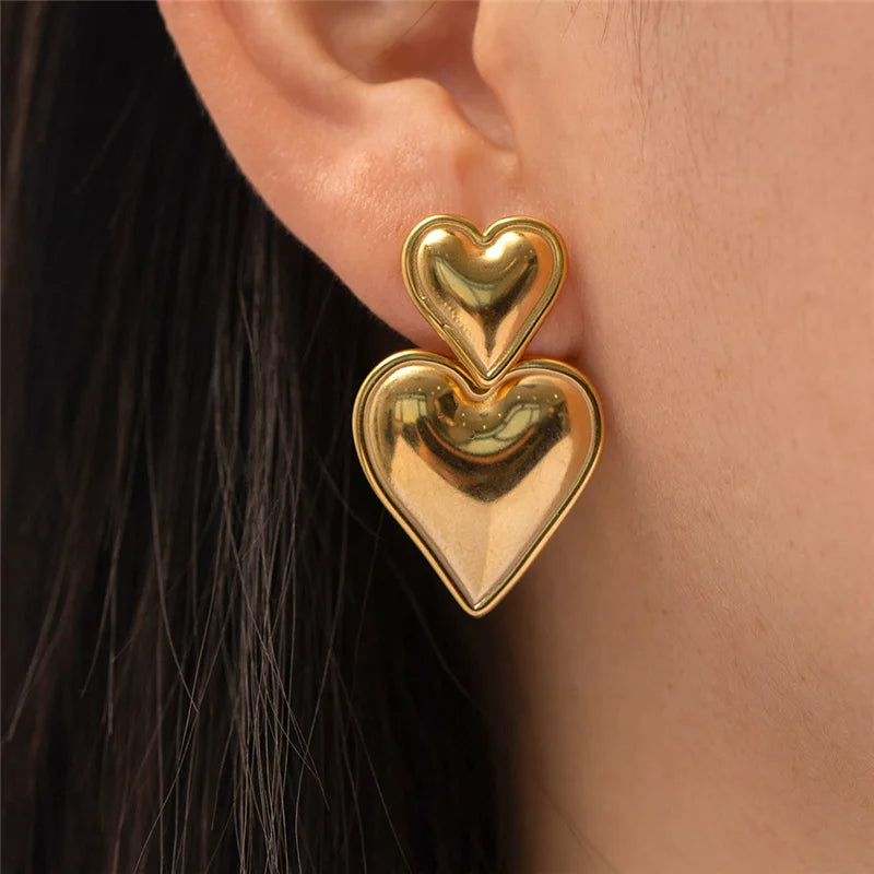 Teardrop Dangle Earrings – Smooth Gold-Plated Metal, Lightweight & Trendy