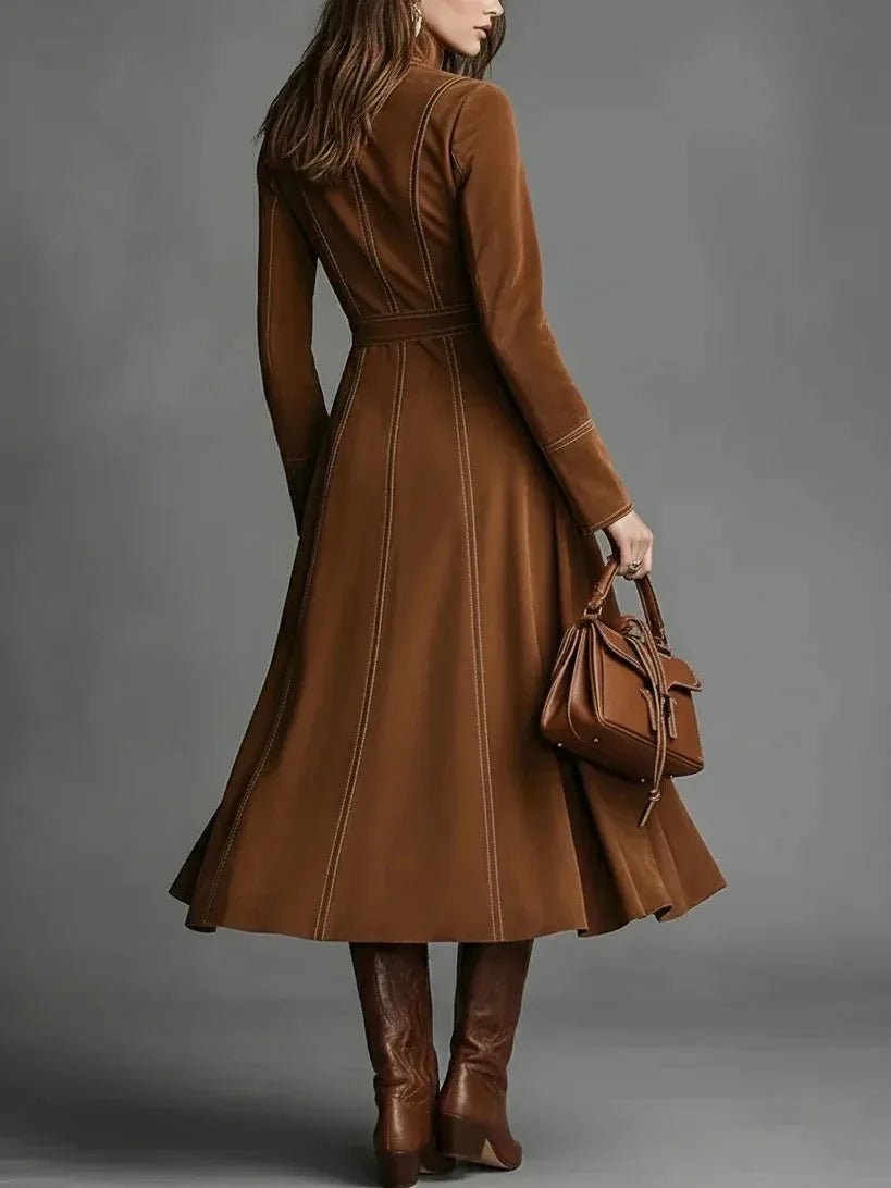 Robe midi en effet suédé, zippée et ceinturée