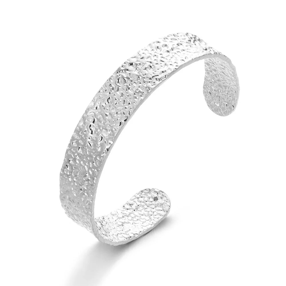 Bracelet Jonc Classique Texturé – Acier Inoxydable Doré, Ouvert, Pour Femme