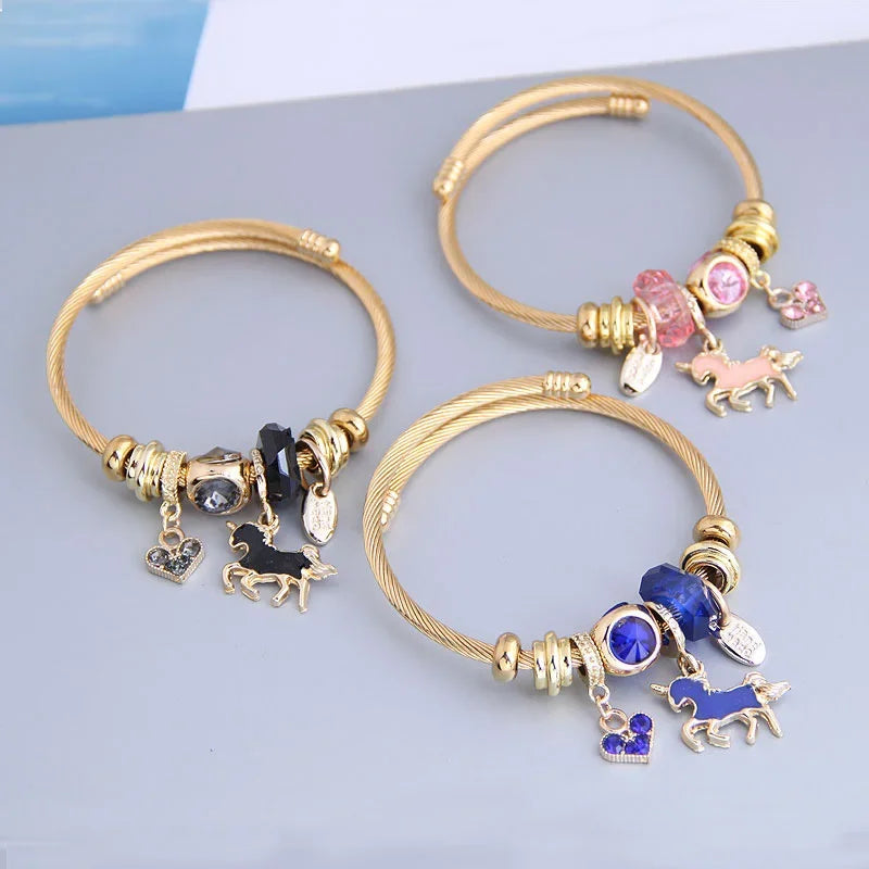 Bracelet Charm Cœur & Cheval – Acier Inoxydable Doré, Cristal, Pour Femme
