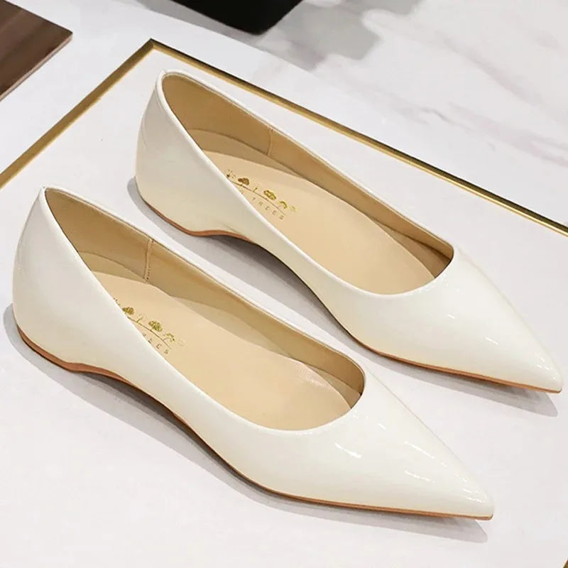 Chaussures Plates Femme en Cuir PU Verni – Bout Pointu Élégant, Style Français Chic