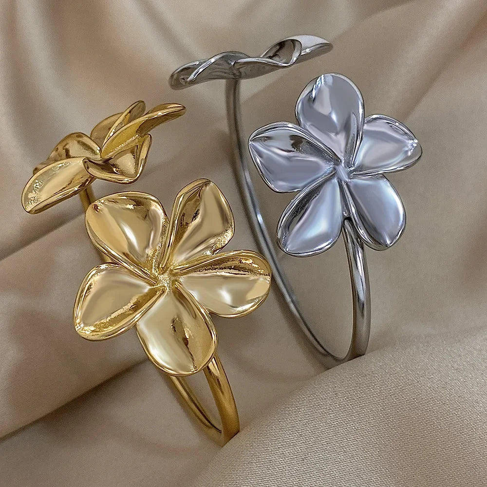Double Flower Bracelet – Gold Stainless Steel, Waterproof, Romantic Style for Women