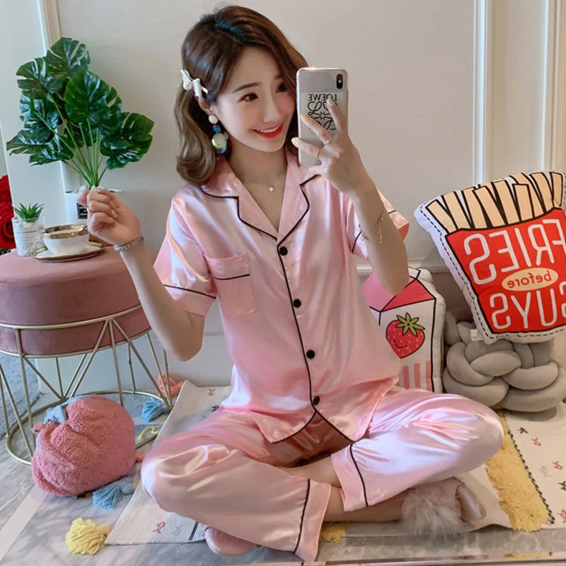 Ensemble Pyjama Femme Satiné – Haut Boutonné & Pantalon, Grande Taille