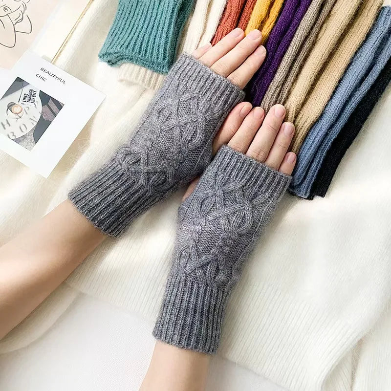 Women's knit fingerless mittens