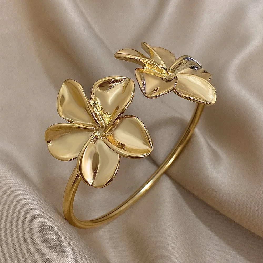 Double Flower Bracelet – Gold Stainless Steel, Waterproof, Romantic Style for Women