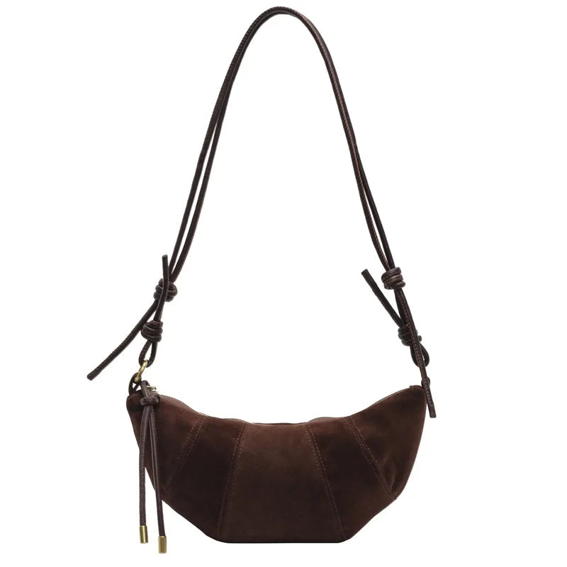 Mini sac croissant en suédine tendance - Design avec cordon et accents dorés