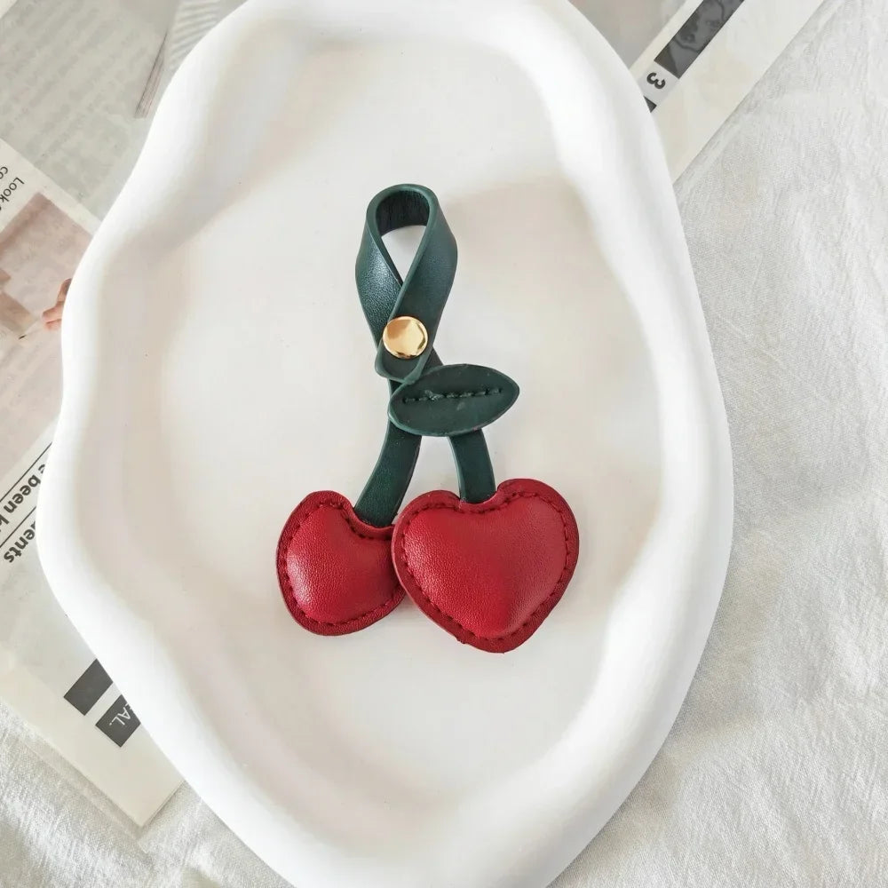 Porte-Clés Femme en Cuir – Pendentif Cerise Exquis, Décoration de Sac À Main