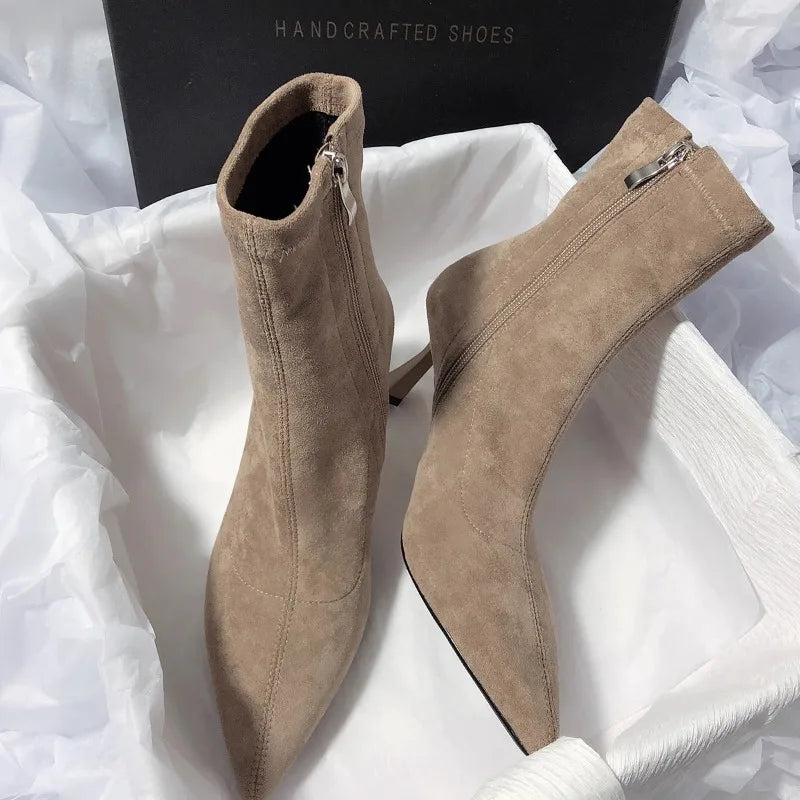 Bottines en Suédine à Bout Pointu et Fermeture Latérale