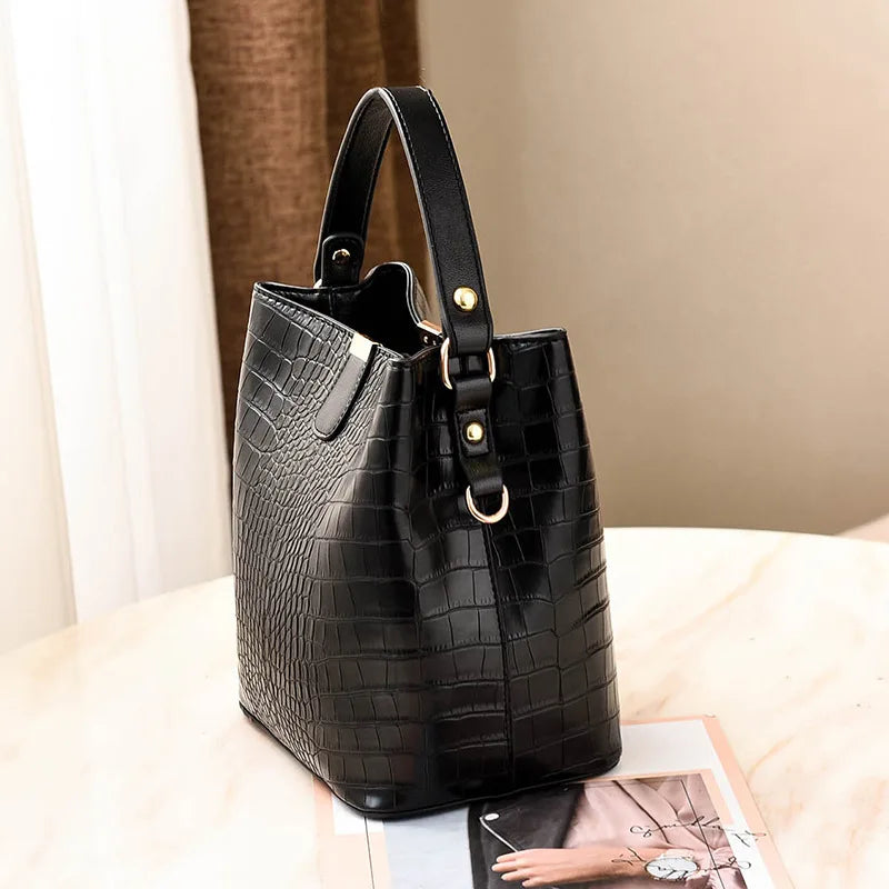 Women's Crossbody Bag - Elegant Vintage Style