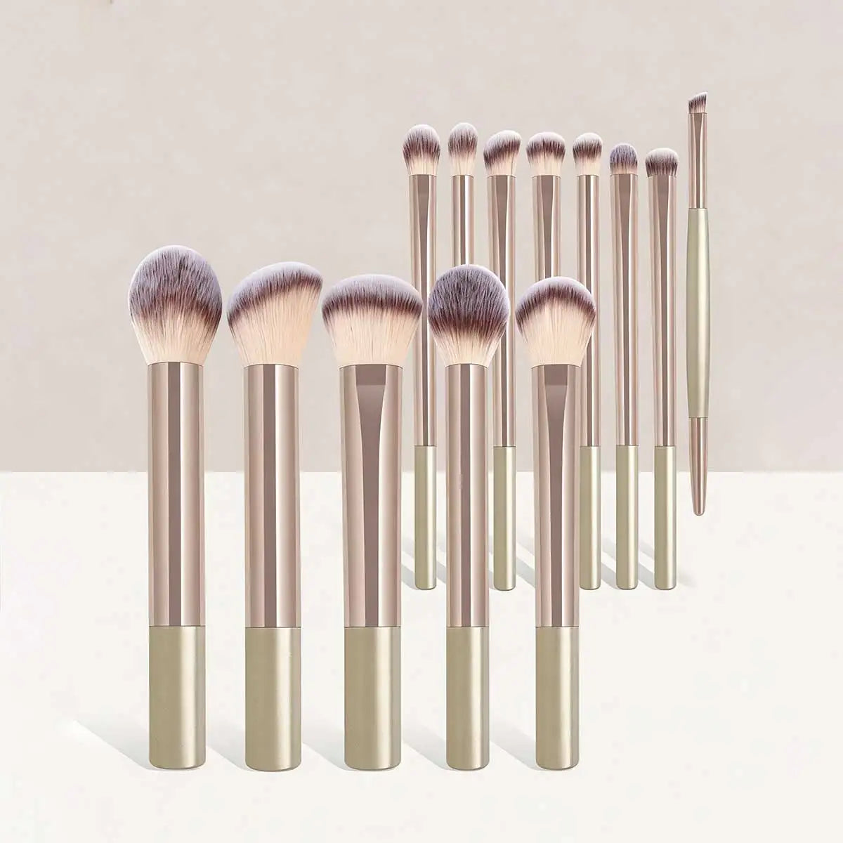 Set of 13 Professional Makeup Brushes – Foundation, Powder, Eyeshadow, Blush, Kabuki