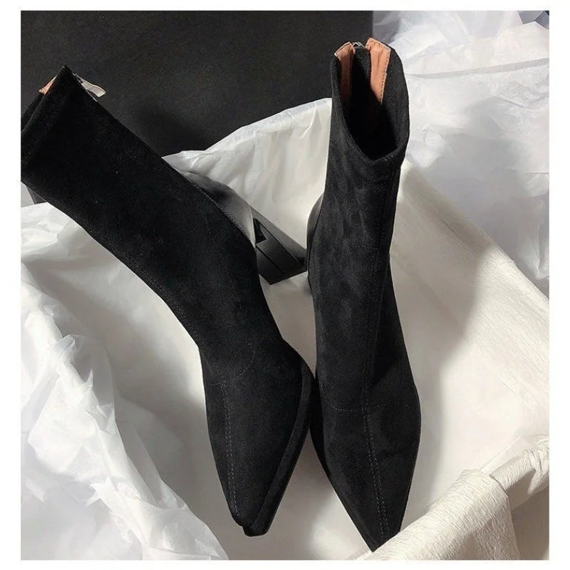 Bottines à Bout Pointu et Talon Bloc