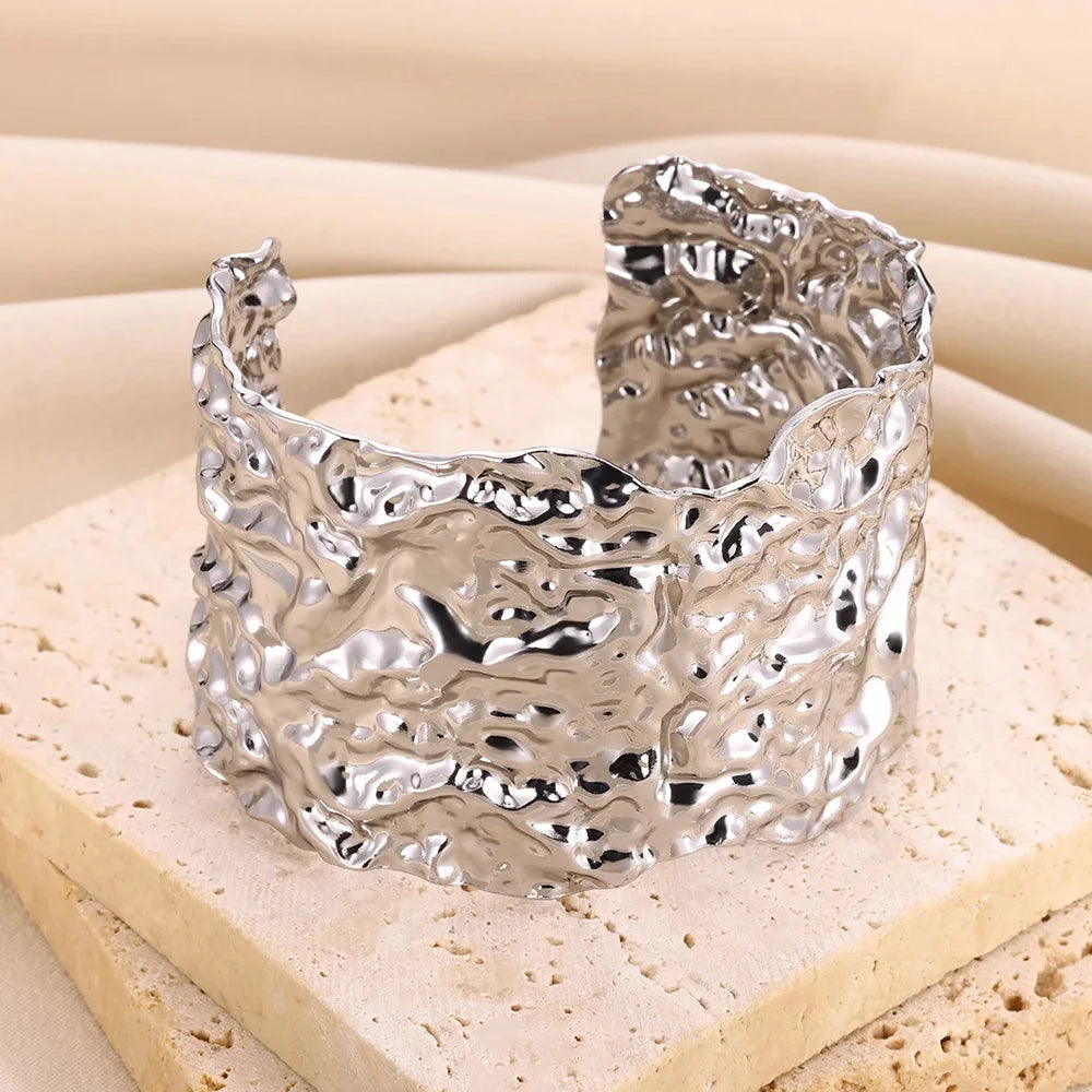Bracelet Jonc Classique Texturé – Acier Inoxydable Doré, Ouvert, Pour Femme