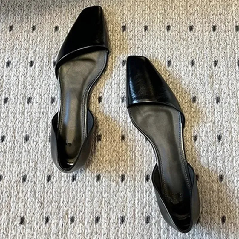 Women's retro PU leather flat shoes - square toe cut-out - comfortable ballet flats