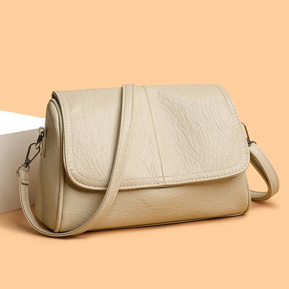 Waxed leather crossbody bag - Elegant vintage design with flap