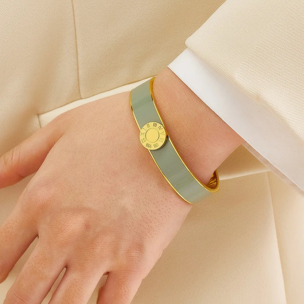 Bracelet Luxe Chiffres Romains – Acier Titane Plaqué Or 18K, Impérméable, Pour Femme