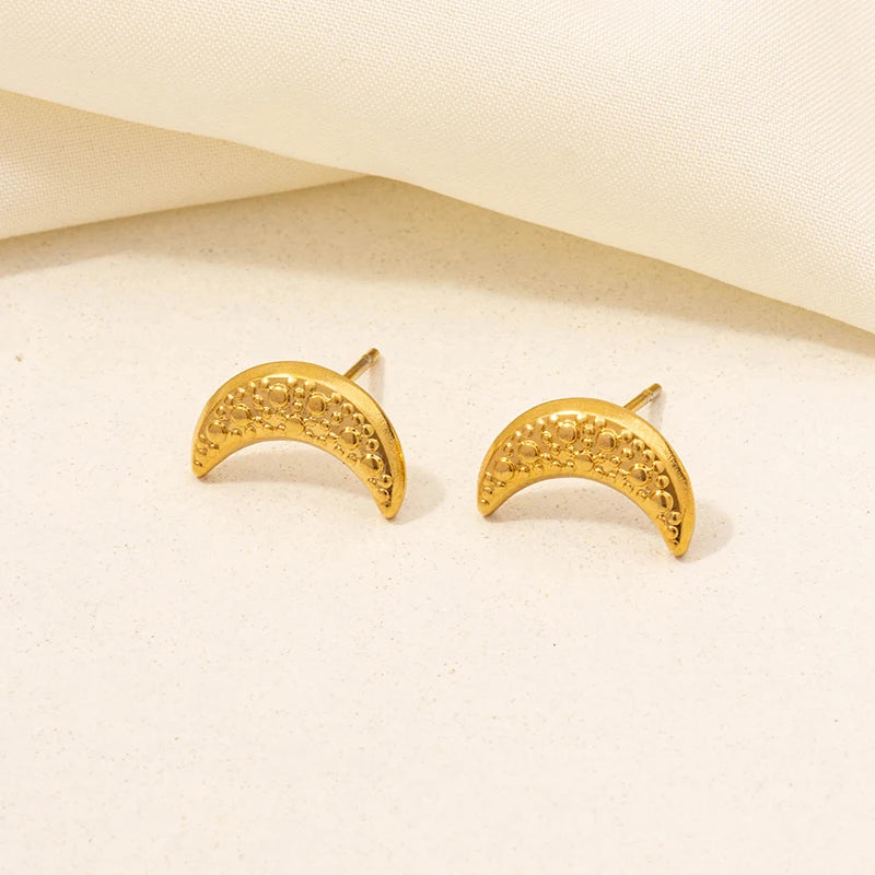 Clous d'Oreilles Soleil Lune Étoile – Acier Inoxydable Plaqué Or, Style Céleste Unisexe, 9 Modèles