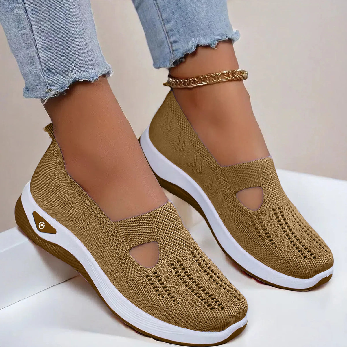 Women's Breathable Mesh Canvas Shoes – Lightweight Slip-On Sneakers, Walking Comfort