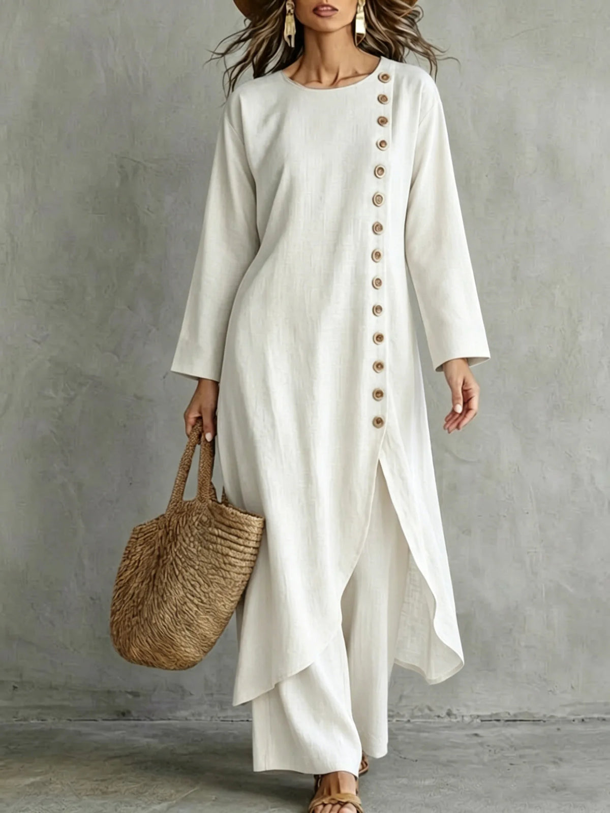 Ensemble pantalon avec tunique asymétrique à boutons décoratifs