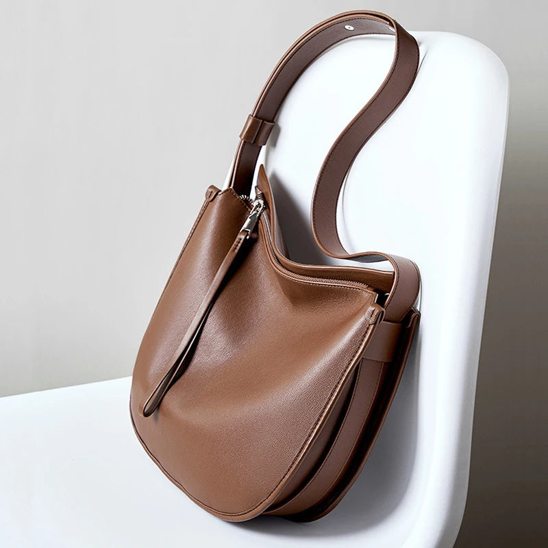 Genuine Leather Women's Handbag - Large Capacity - Luxury Shoulder Bag 2522