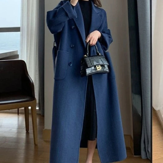 Manteau Long Ceinturé à Col Tailleur
