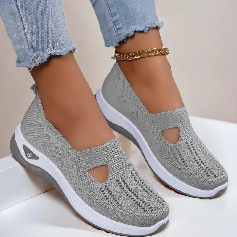 Women's Breathable Mesh Canvas Shoes – Lightweight Slip-On Sneakers, Walking Comfort