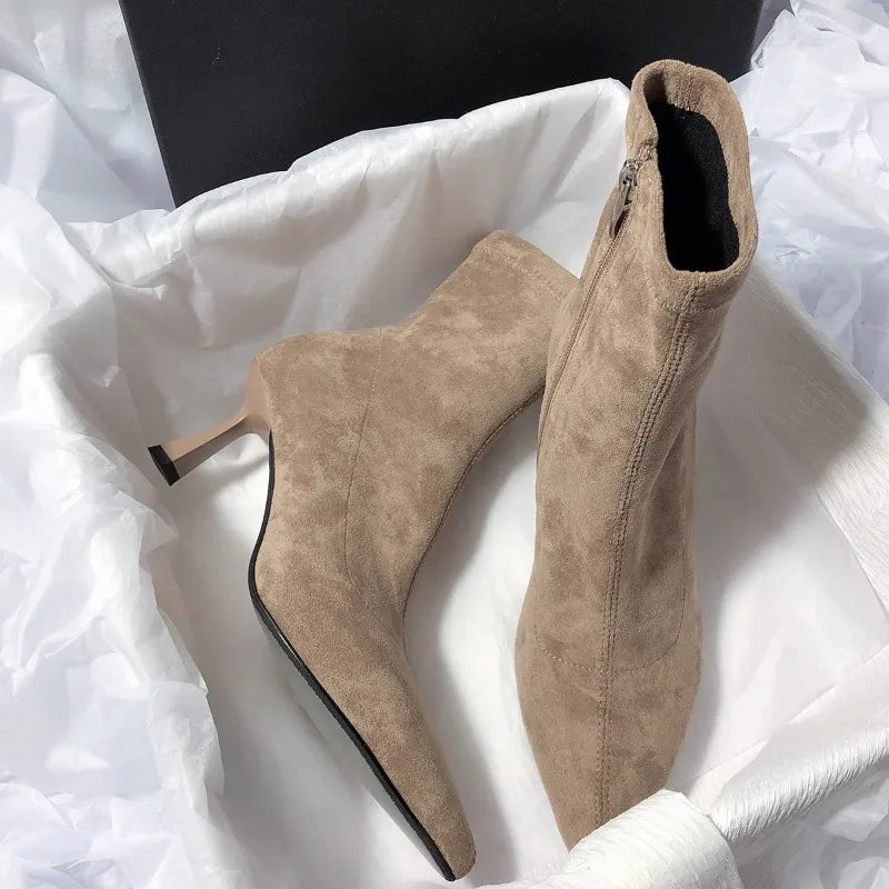 Bottines en Suédine à Bout Pointu et Fermeture Latérale