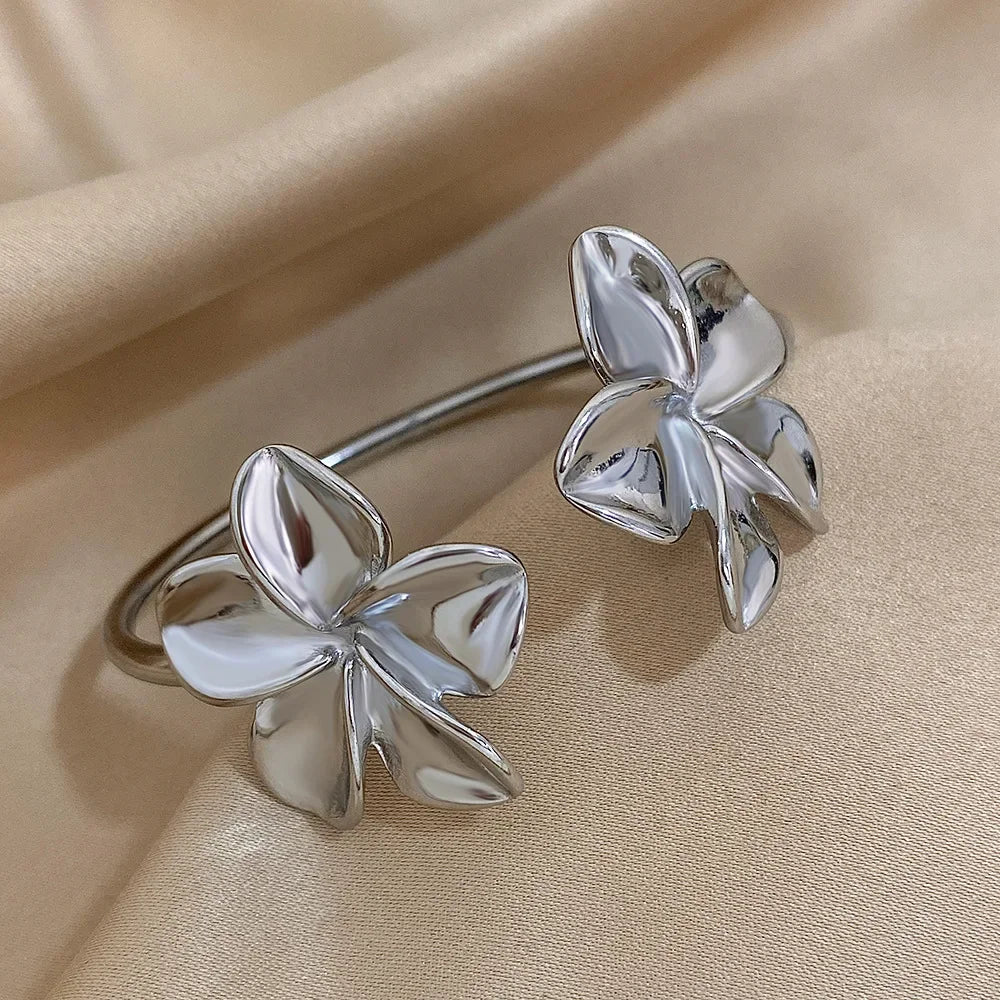 Double Flower Bracelet – Gold Stainless Steel, Waterproof, Romantic Style for Women