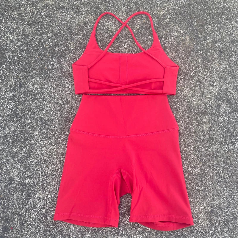 Ensemble de Sport Femme 2 Pièces – Bra Bretelles Croisées & Short Taille Haute, Yoga & Running