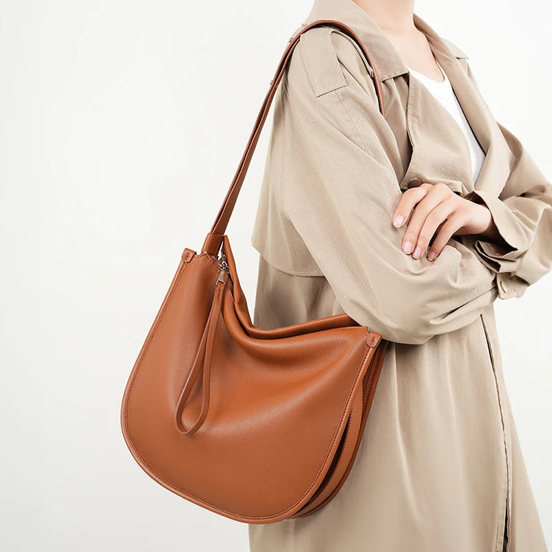 Genuine Leather Women's Handbag - Large Capacity - Luxury Shoulder Bag 2522