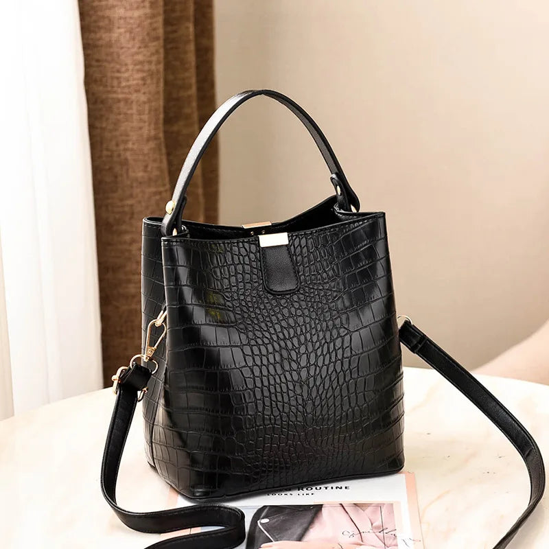 Women's Crossbody Bag - Elegant Vintage Style