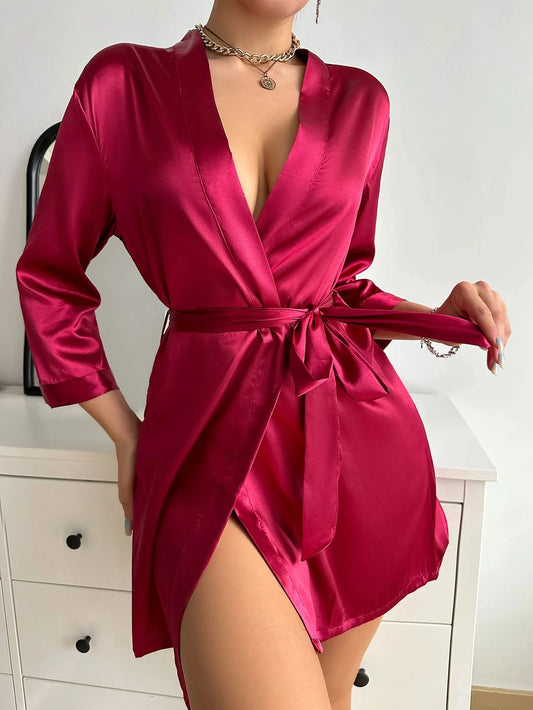 Peignoir Femme – Col V, Manches Courtes & Ceinture, Tissu Léger Uni